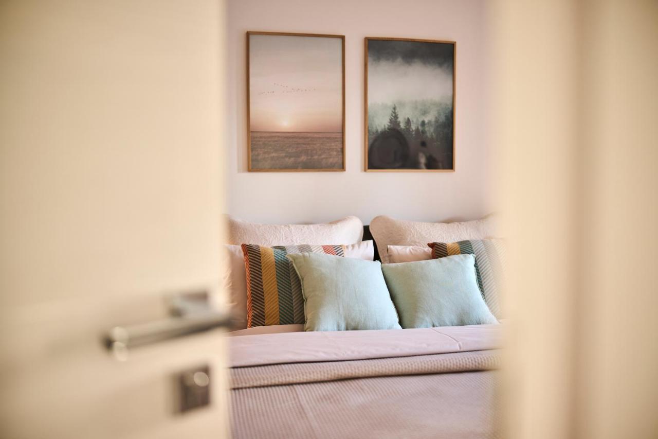 Brand New 1 Bedroom Apartment With Backyard Near The Beach! Porec Bagian luar foto